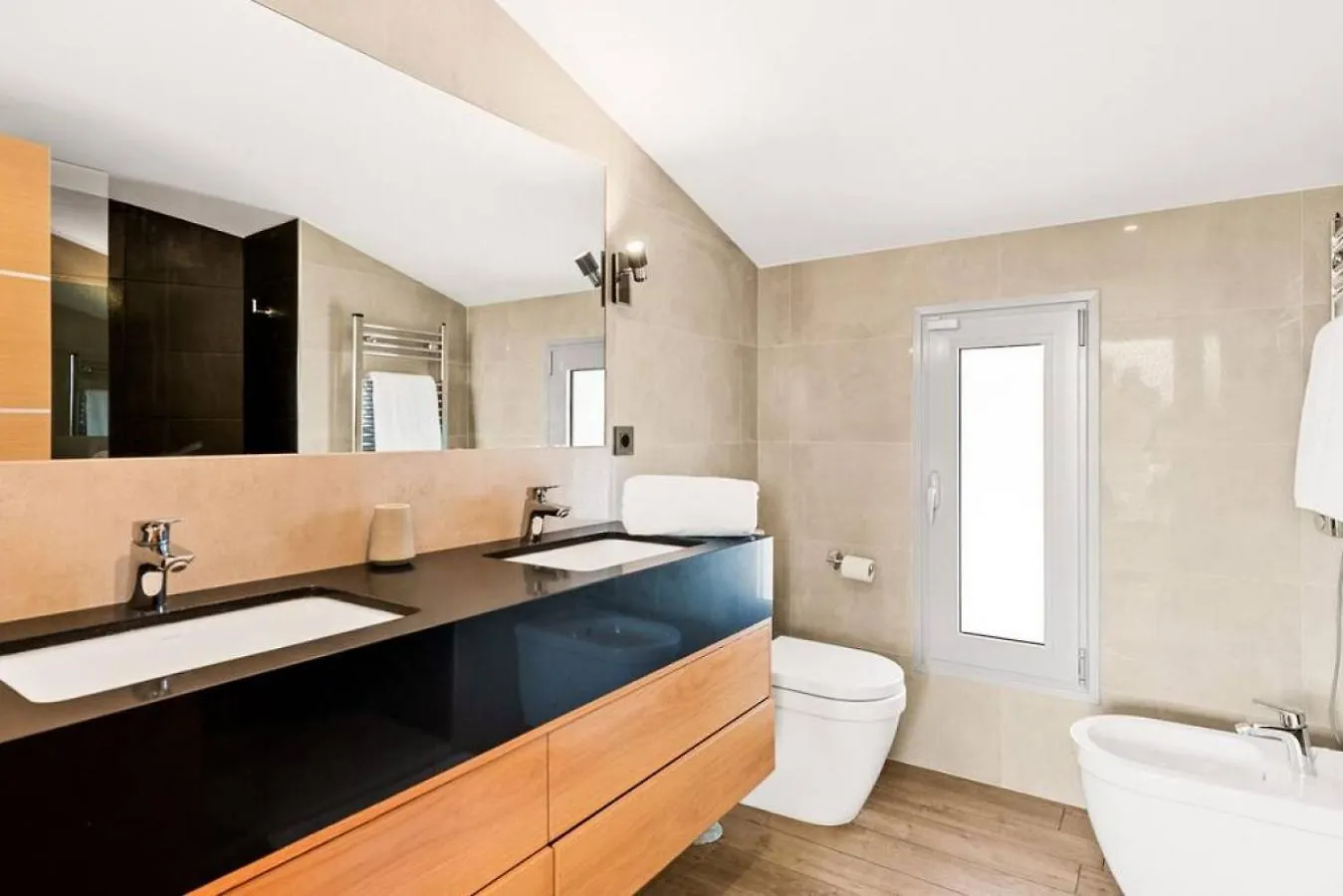 Villa Verde - 3-Bedroom Villa With Pool And Mountain View Marbella
